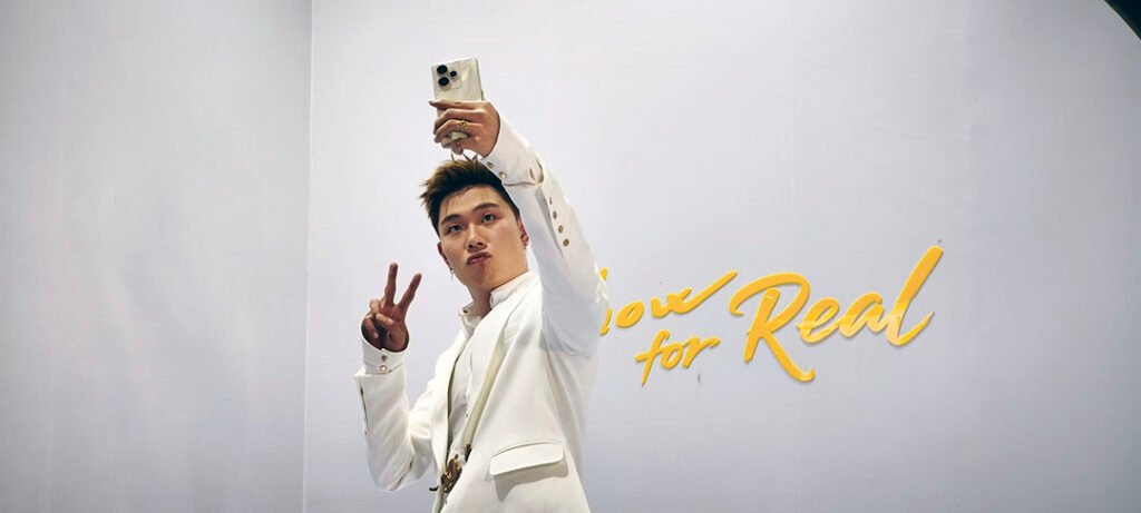 realme 15 Series ra mắt tại Việt Nam: pin Titan 7.000 mAh, AI Edit Genie và giá từ 8,99 triệu đồng