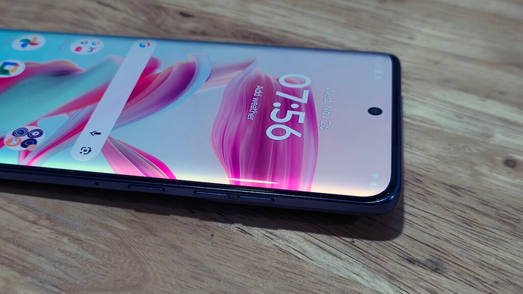 Đánh giá nhanh Motorola Edge 60 Fusion: Màn hình cong ấn tượng và hiệu năng ổn trong phân khúc tầm trung